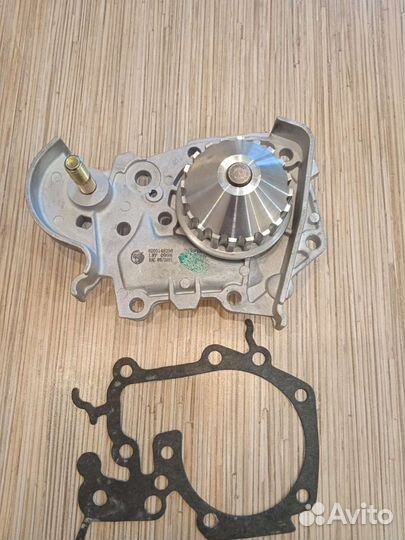 Водяной насос помпа renault logan