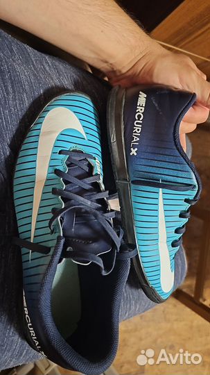 Бутсы для футзала Nike