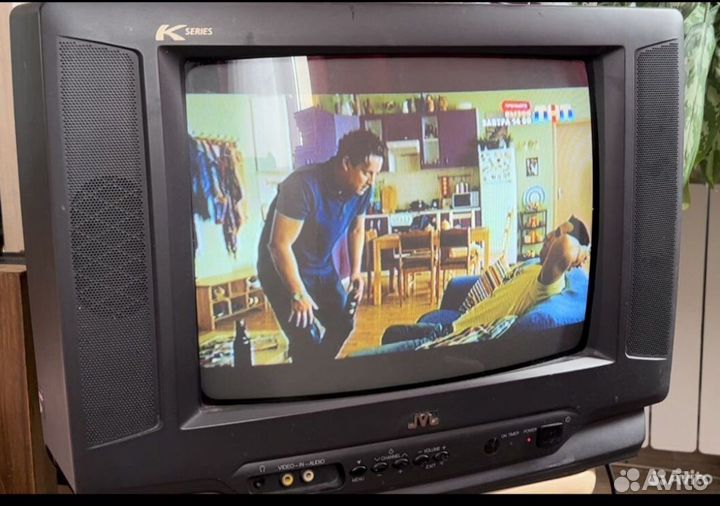 Телевизор JVC AV-K14T3. Диагональ 35 см. бу