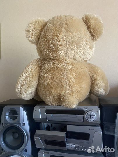 Плюшевый медведь