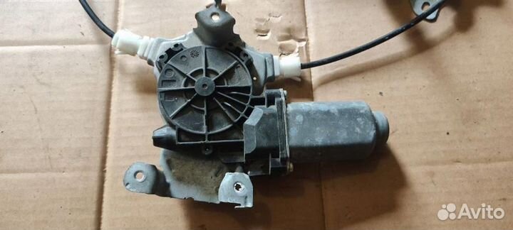 Моторчик стеклоподъемника задний левый nissan Qa