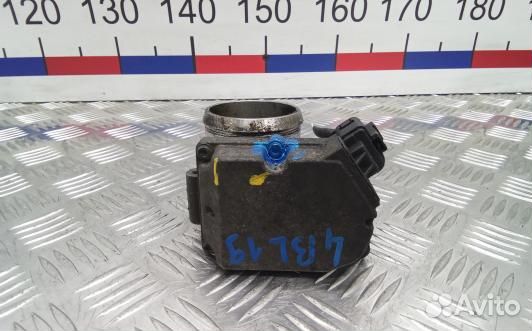 Дроссельная заслонка audi A8 D3 (4BL19BQ01)