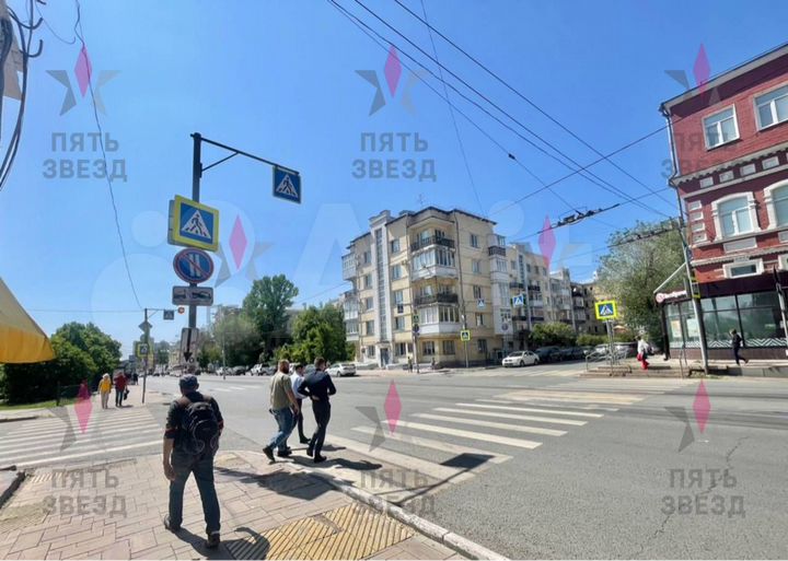 1 линия в центре 440 кв.м