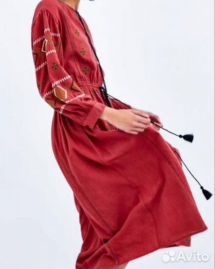 Платье вышиванка Zara