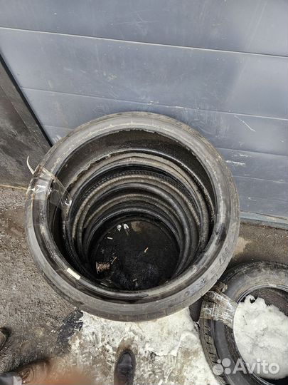 Pirelli P Zero 235/35 R20