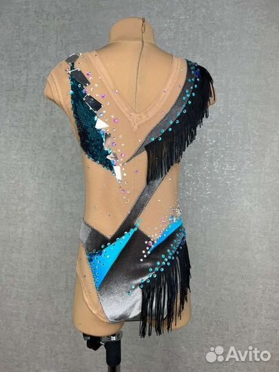 Костюм для художественной гимнастики 122