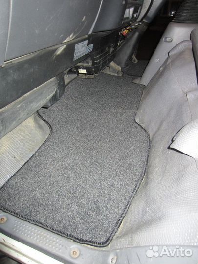 Коврики в салон Isuzu Elf (1993-2006)
