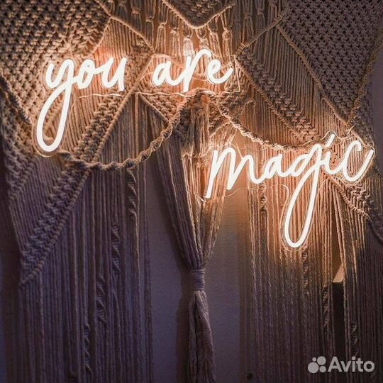 Неоновая вывеска от производителя