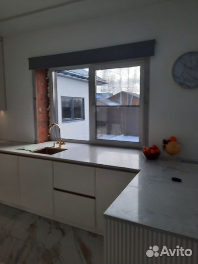 Кухонный гарнитур угловой