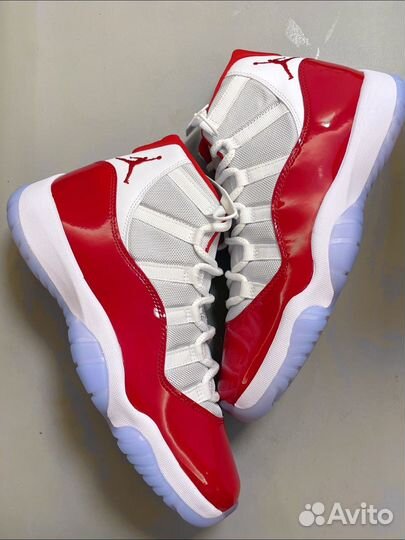 Nike air Jordan 11 Retro Cherry