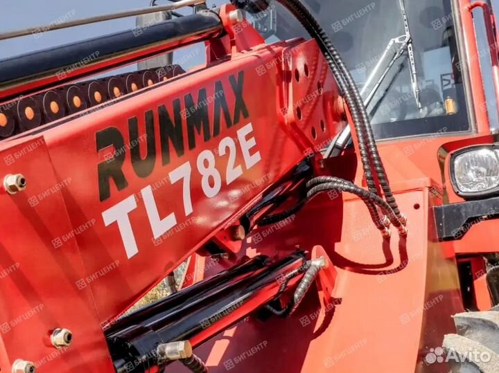 Фронтальный погрузчик Runmax TL782E, 2024