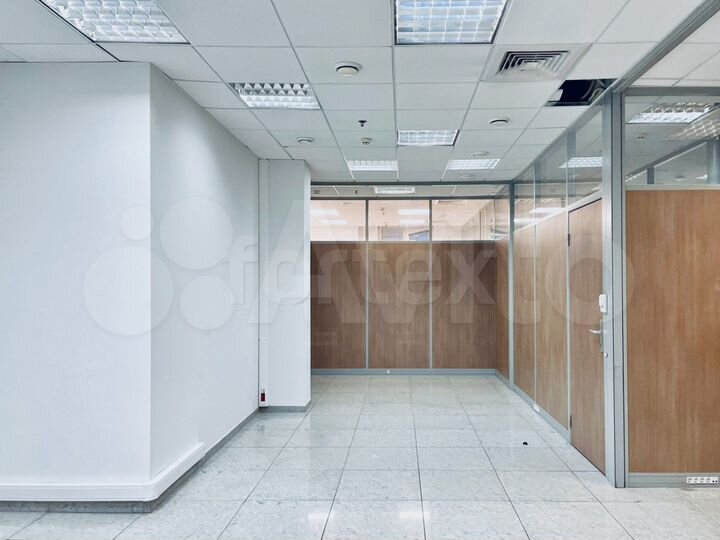 Сдам офисное помещение, 383 м²