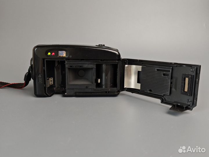 Плёночный фотоаппарат praktica