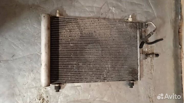 Радиатор кондиционера Citroen Xsara Picasso 2003
