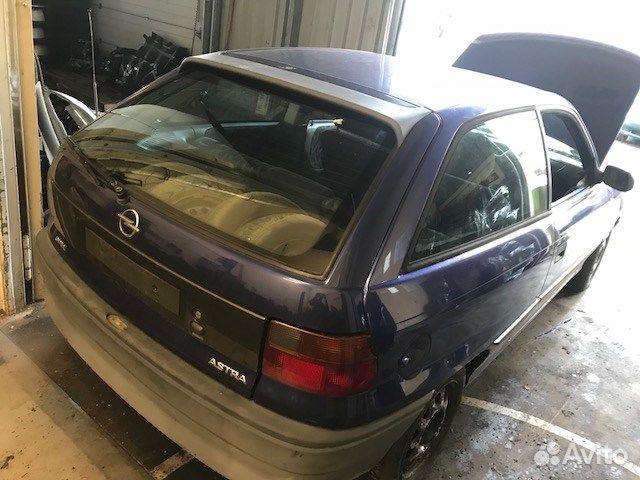 Разбор на запчасти Opel Astra F