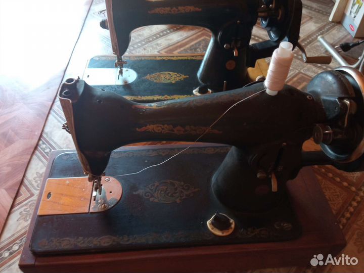 Швейная машина Подольск ручная