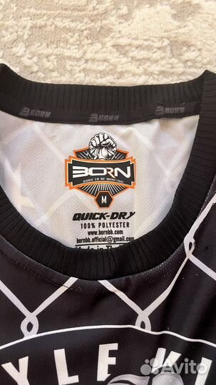 Футболка и шорты Venum