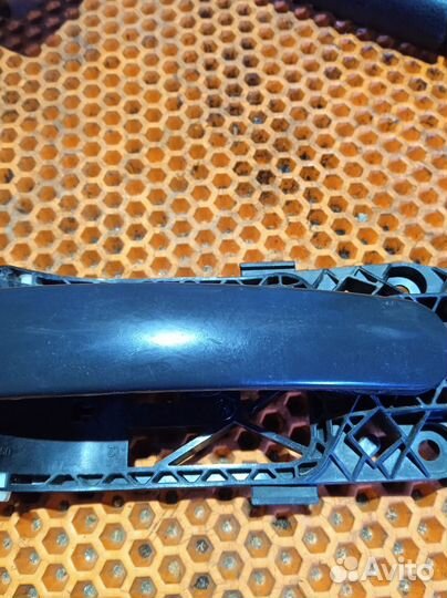 Ручка двери Volkswagen Polo Sedan