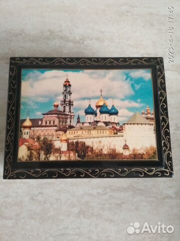 Шкатулка деревянная