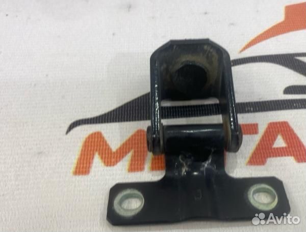 Петля крышки багажника Peugeot 4007 легковой