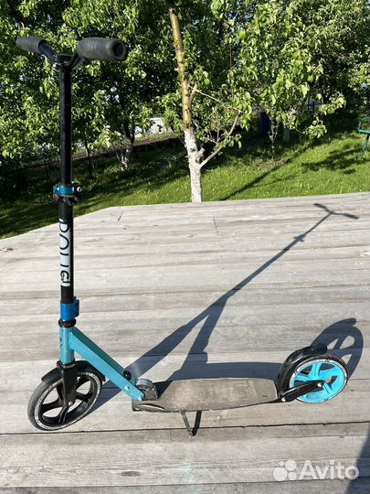 Продам самокат novatrack polis