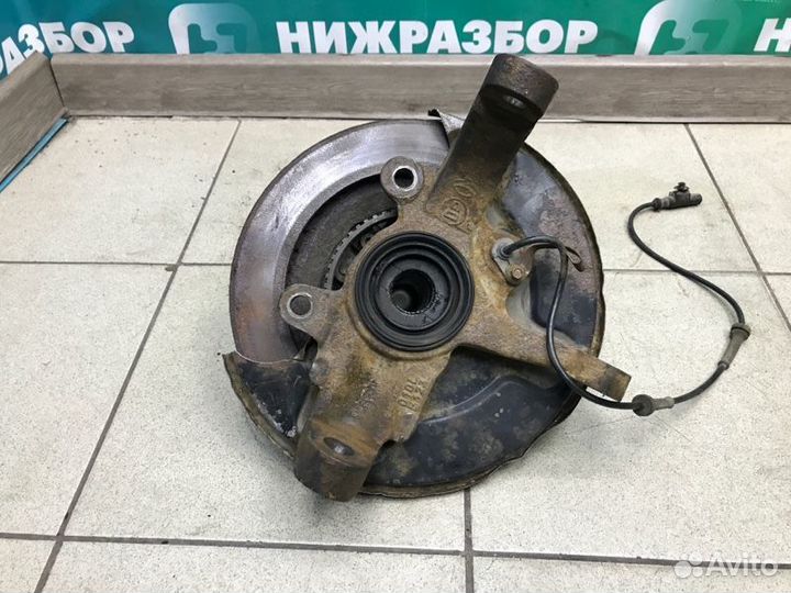 Кулак поворотный передний левый Great Wall Hover