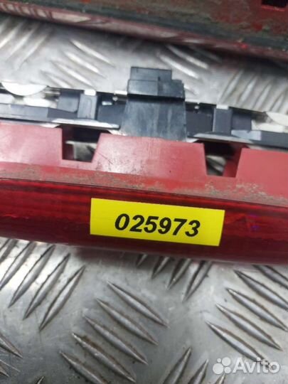 Дополнительный фонарь (Стоп-сигнал) Renault Espace