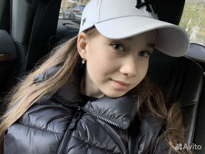 Тренер по фигурному катанию