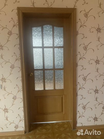 Двери межкомнатные б/у из массива