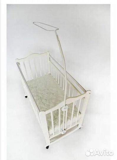 Балдахин и держатель на детскую кроватку