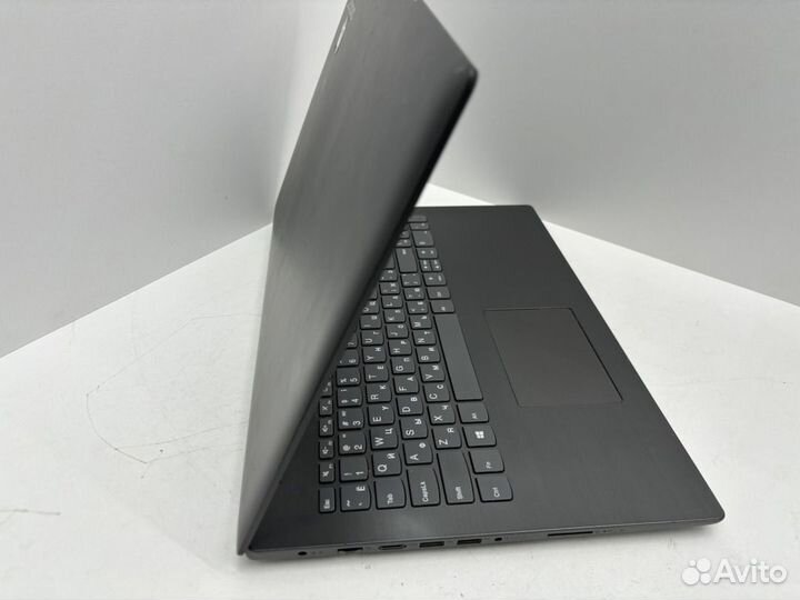Ноутбук Lenovo IdeaPad 320-15IAP