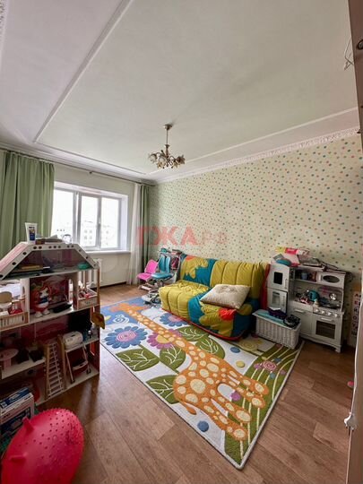 4-к. квартира, 105 м², 4/9 эт.