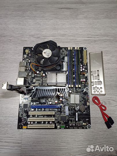 Материнская плата