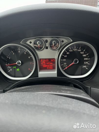 Ford Focus 1.6 AT, 2010, 190 000 км