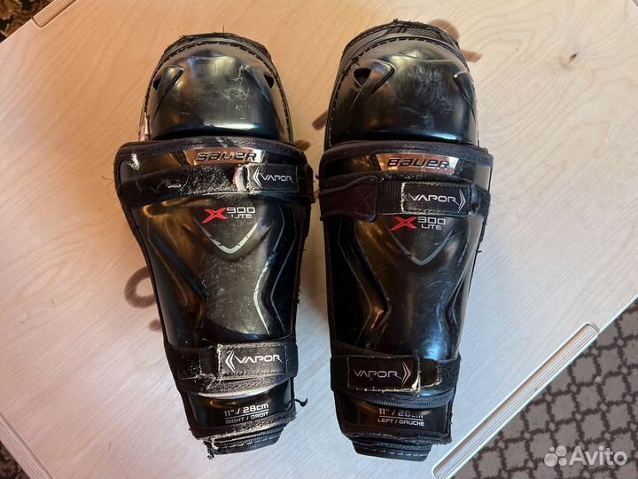 Щитки хоккейные Bauer X900 Lite 11' 28см