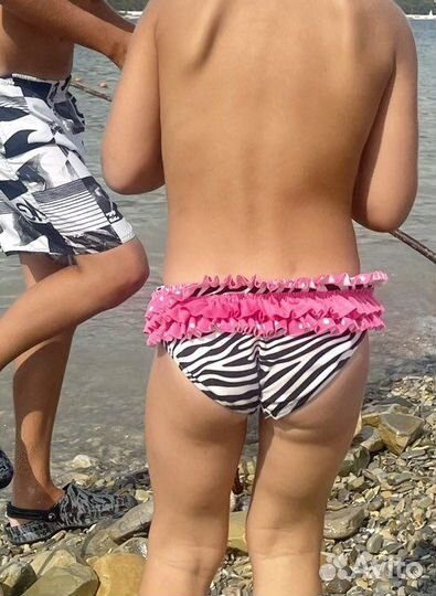 Детские купальники и бандана на 5 лет