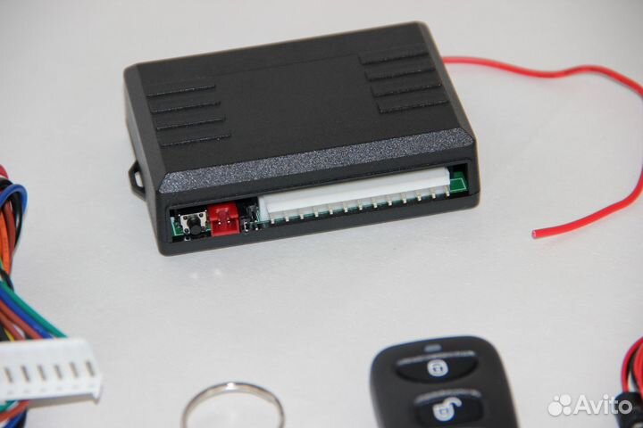 Центральный замок с дистанционным ключом 12 в