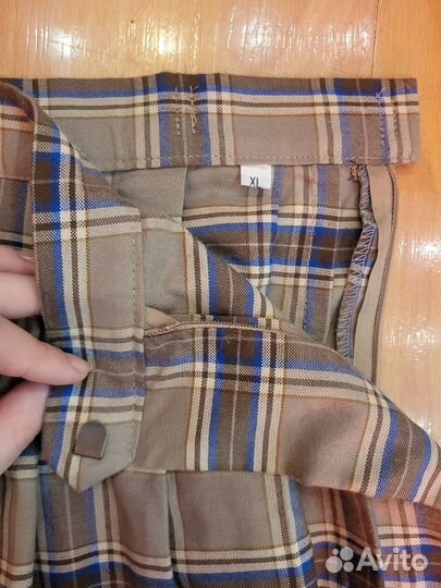 Юбка бежевая в клтеку теннисная