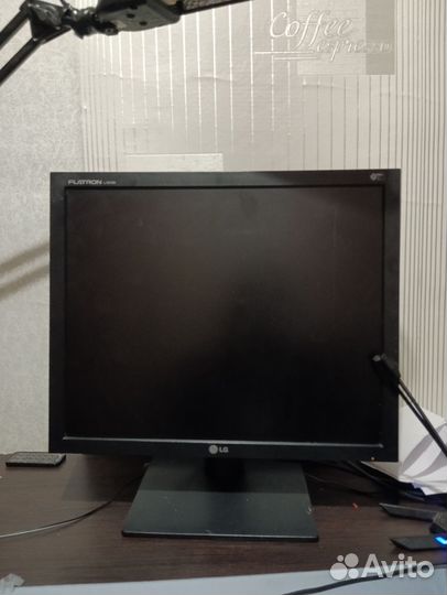 Монитор 75 гц LG