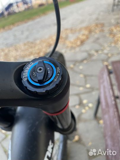 Вилка 29' Rock Shox lyrik rc2 180mm