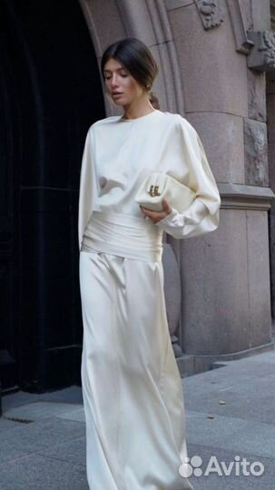 Вечернее платье (шелк)