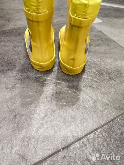 Детские резиновые сапоги