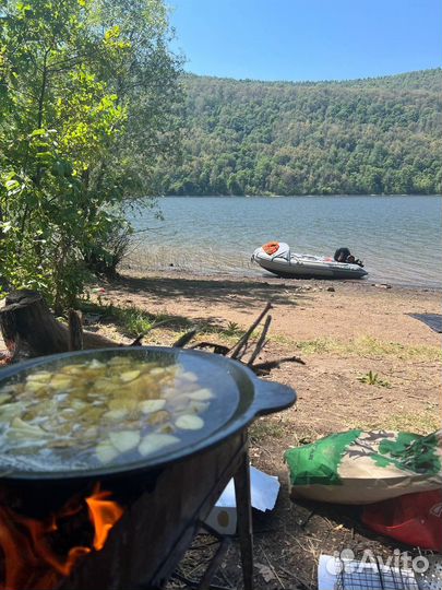 Лодка gladiator e380