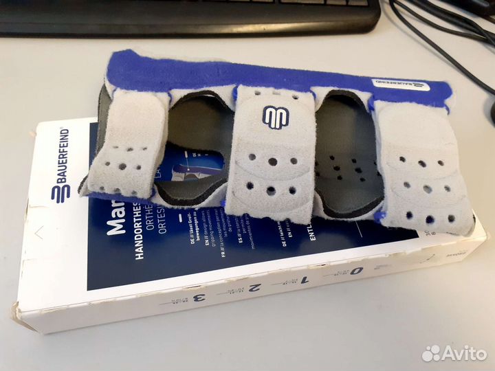 Ортез лучезапястный Bauerfeind Manuloc