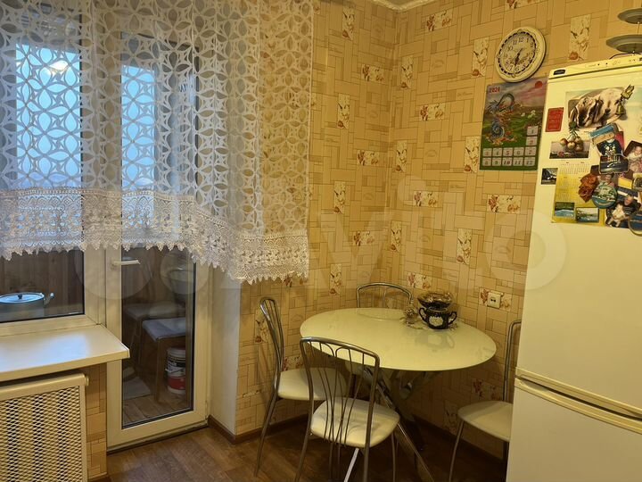 2-к. квартира, 57 м², 8/9 эт.