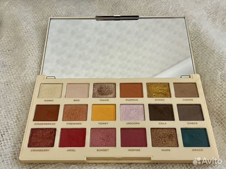 Тени для век