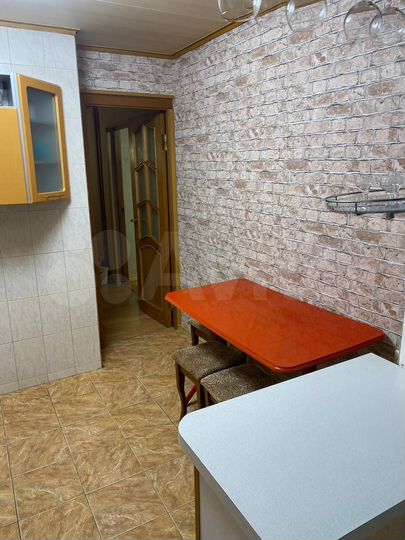 2-к. квартира, 47 м², 3/5 эт.