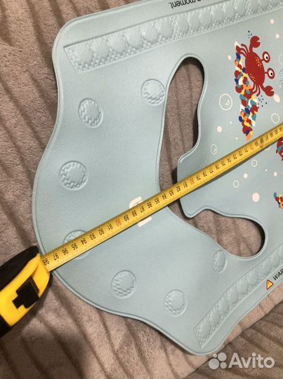 Противоскользящий коврик в ванну