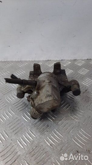 Суппорт тормозной задний левый Ford C-Max минивэн