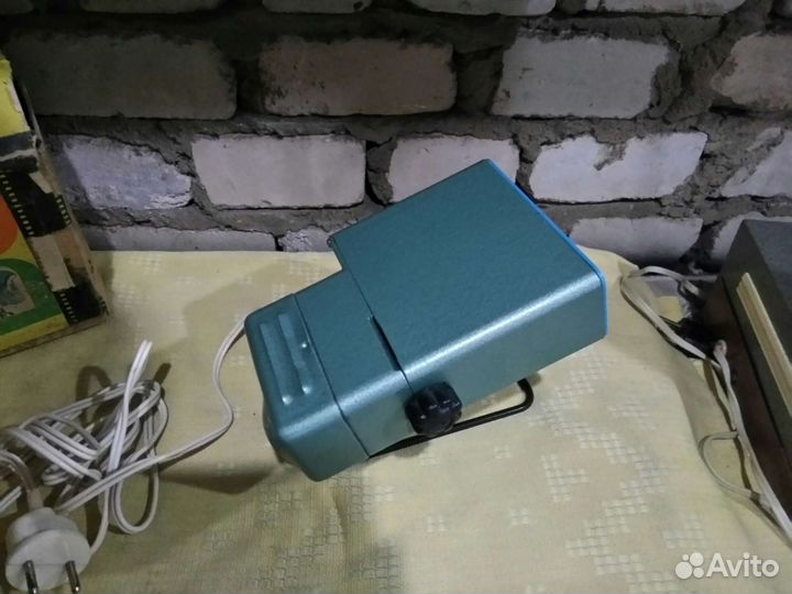 Фильмопроектор фмд-1 с диафильмами